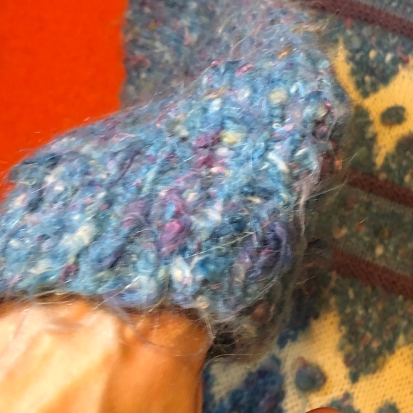 Vintage 80s or 90s handmade pastel knit pom pom sweater VGUC - Picture 4 of 7